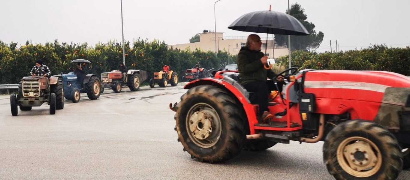 Τρίκαλα: Αγρότες έβγαλαν τα τρακτέρ στους δρόμους - Zητούν χαμηλότερες τιμές στην ενέργεια